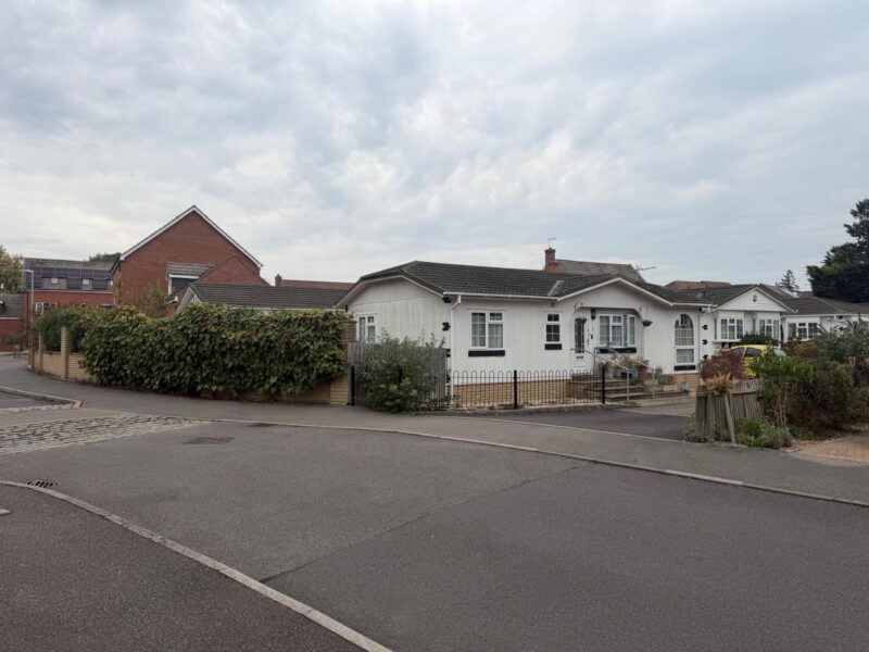 Fox Leisure site - Berkshire - 4310